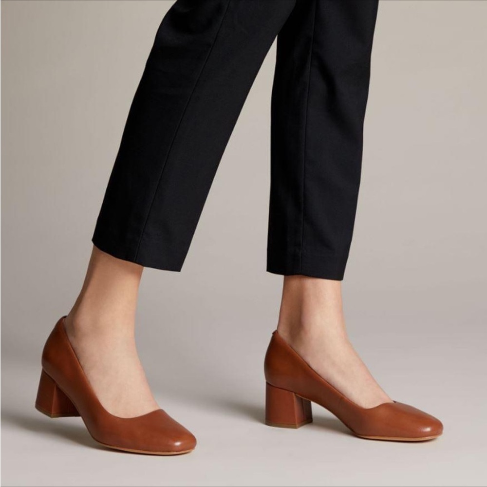 NEW Clarks Sheer Rose 2 Brown Heel 7.5